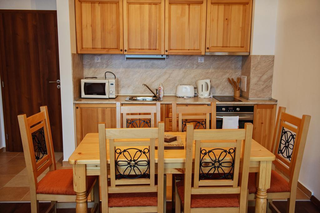 Mountain Residence Infinity Apartments Bansko Exterior photo
